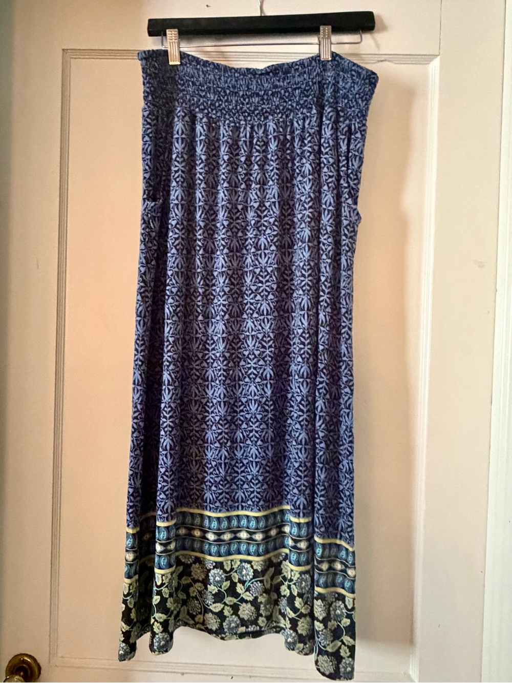 J. Jill  maxi skirt navy blue mini floral with a floral band on the hem, size 8